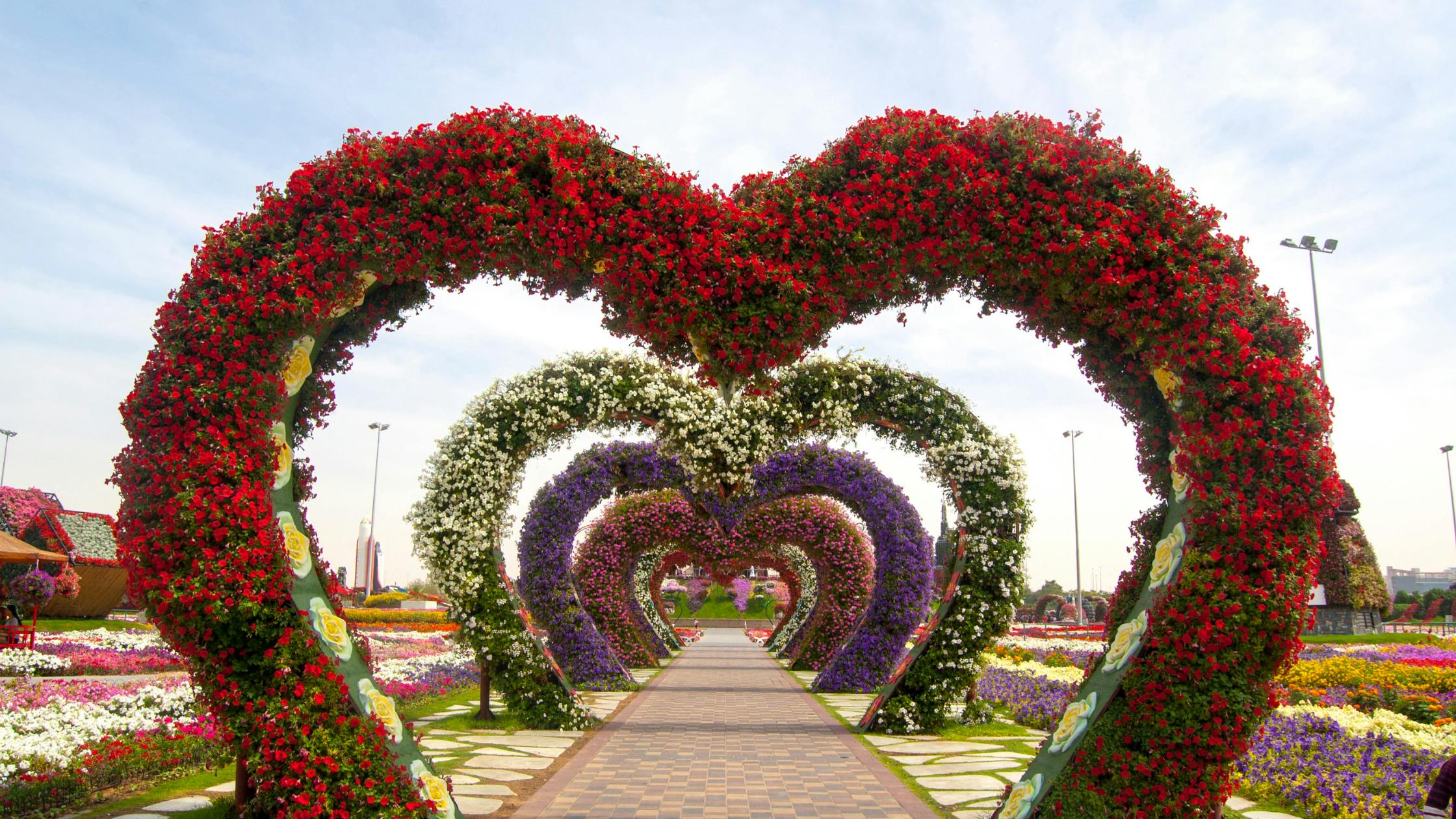 Dubai Miracle Garden (Seasonal)